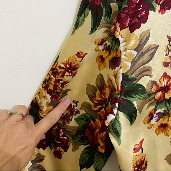 Vintage Victoria’s Secret Floral Button Down Pajama Top Night Gown Dress Medium - Picture 5 of 5